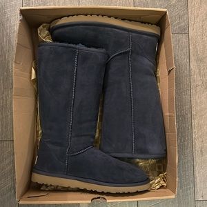 Navy blue uggs